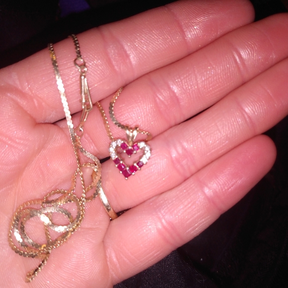 Selling my old jewelry taking offers - Picture 9 of 16